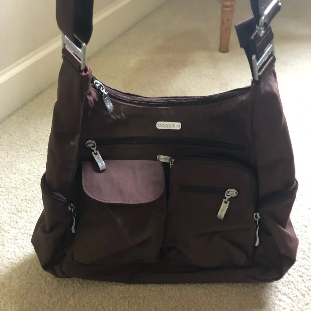 Baggallini perfect crossbody